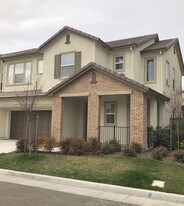 5229 Levison Way in Rocklin, CA - Building Photo
