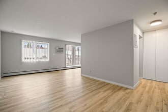 Morada in Crystal, MN - Building Photo - Building Photo