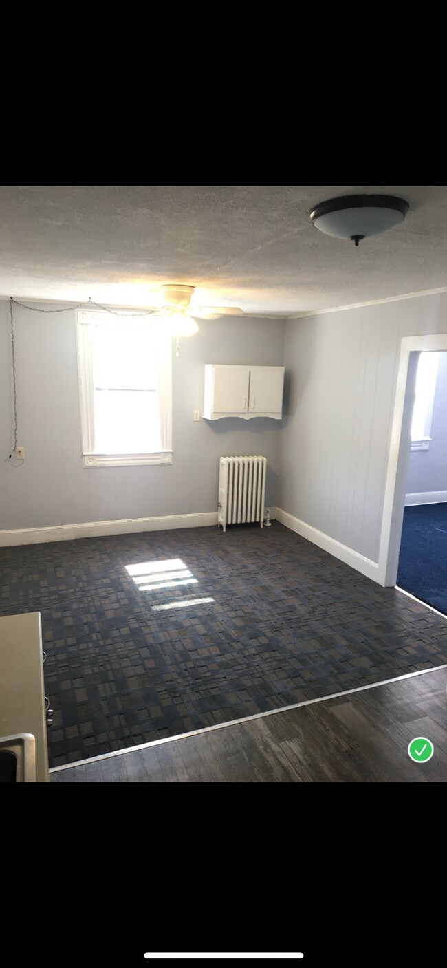 864 S Main St in Old Forge, PA - Building Photo - Building Photo