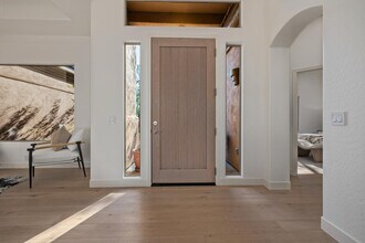 7152 E Night Glow Cir in Scottsdale, AZ - Building Photo - Building Photo