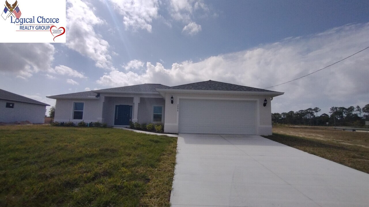 3006 NW 9th St in Cape Coral, FL - Building Photo