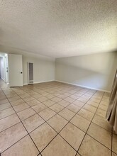 2890 E Artesia Blvd in Long Beach, CA - Building Photo - Building Photo
