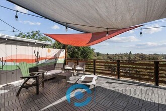 1703 Midvale Dr in San Diego, CA - Building Photo - Building Photo