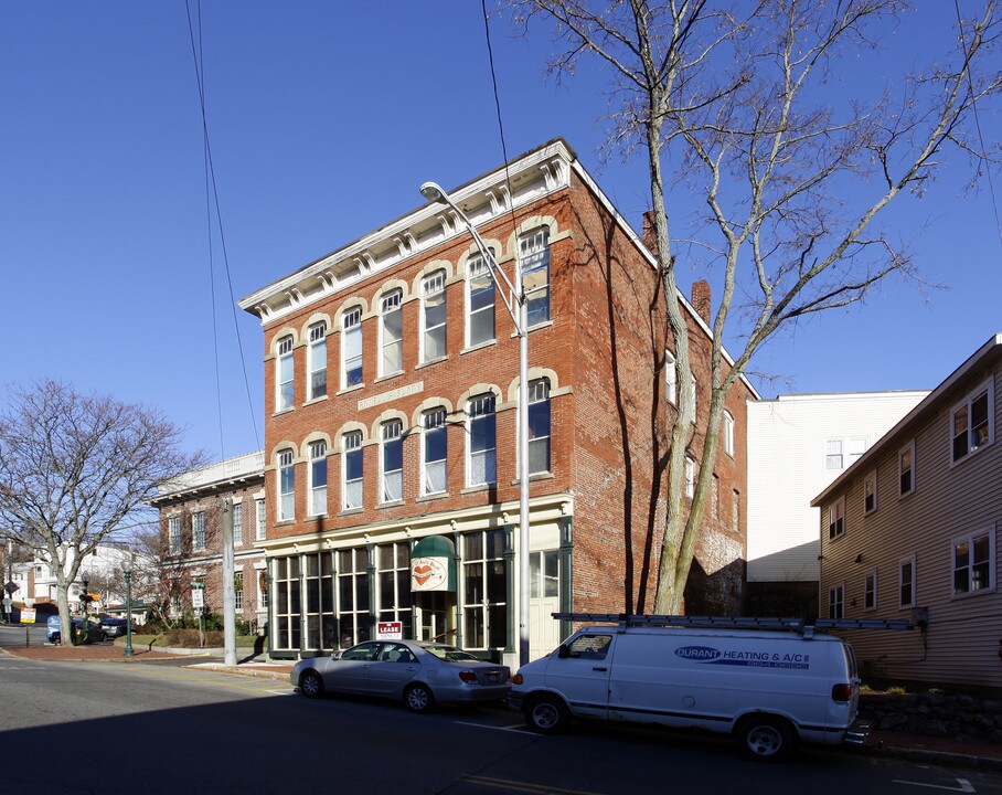 11 Elm St in Amesbury, MA - Foto de edificio