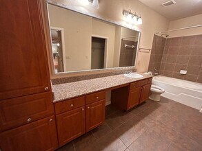 1711 Old Spanish Trl, Unit 253 in Houston, TX - Building Photo - Building Photo