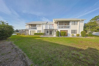611 Lively Dr in Sun City Center, FL - Building Photo - Building Photo