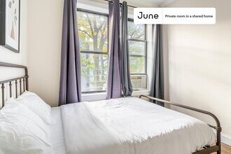 Room in Shared 4 bed/1 bath home, Unit B in New York, NY - Building Photo - Building Photo