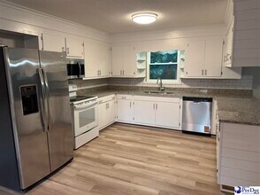 2917 Glencove Dr in Florence, SC - Building Photo - Building Photo