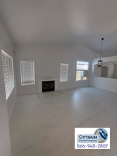 11860 Lupin Rd in Adelanto, CA - Building Photo - Building Photo