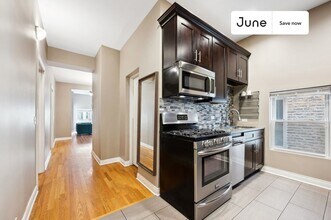 2848 W Palmer in Chicago, IL - Building Photo - Building Photo