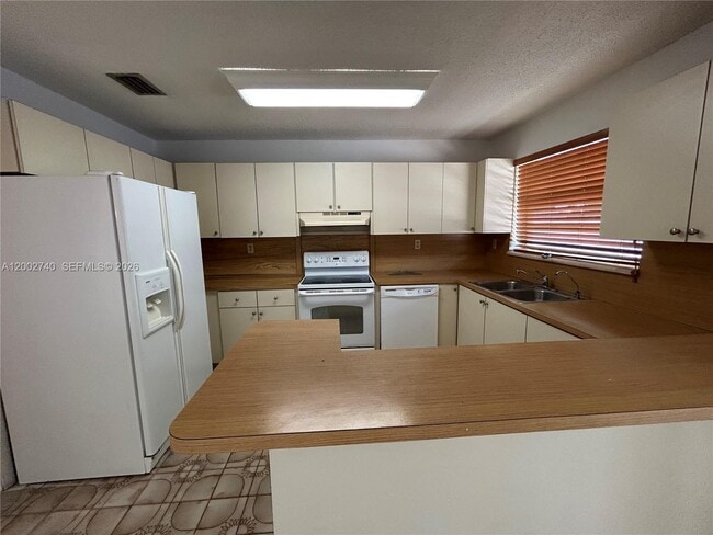 230 NW 51st Ave in Miami, FL - Building Photo - Building Photo