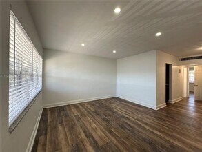 2300 Madison St in Hollywood, FL - Building Photo - Building Photo