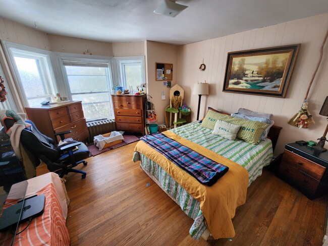 109 High St, Unit #2 in St. Albans, VT - Foto de edificio - Building Photo