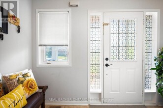 4809 Dovehouse Dr in Mississauga, ON - Building Photo - Building Photo