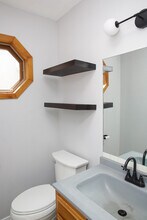 23 Compton St, Unit 8 in New Haven, CT - Building Photo - Building Photo