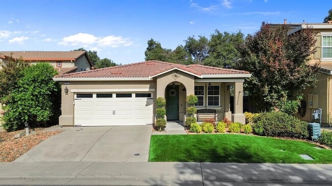 325 Indian Runner Ct
