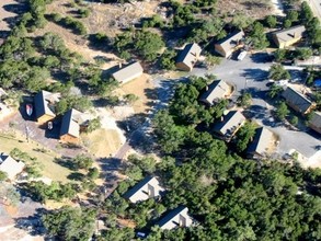 Creekside Villas in Canyon Lake, TX - Building Photo - Building Photo