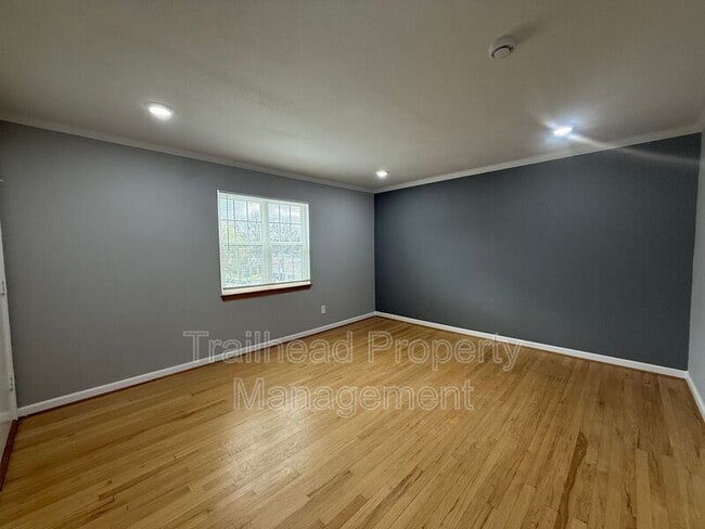 316 E Gregory Blvd in Kansas City, MO - Building Photo - Building Photo