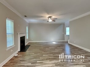 206 Cole Ct in Canton, GA - Building Photo - Building Photo
