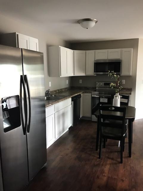 520 NW 3rd St, Unit 103 in Pelican Rapids, MN - Building Photo