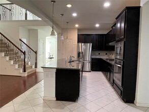 5311 Auburn Key Ct in Sugar Land, TX - Foto de edificio - Building Photo