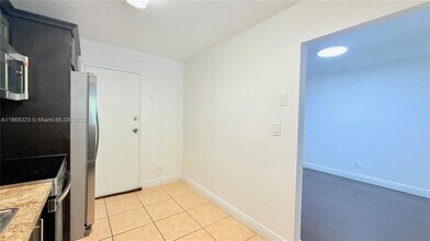1465 NE 123rd St in North Miami, FL - Building Photo - Building Photo