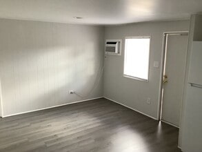 1505 Goodyear Ave in Lakeland, FL - Building Photo - Building Photo