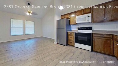2381 Cypress Gardens Blvd in Spring Branch, TX - Building Photo - Building Photo