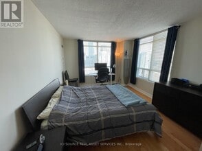 16 Harrison Garden Blvd in Toronto, ON - Building Photo - Building Photo