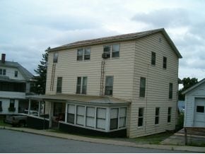 171 Third St in Newport City, VT - Building Photo