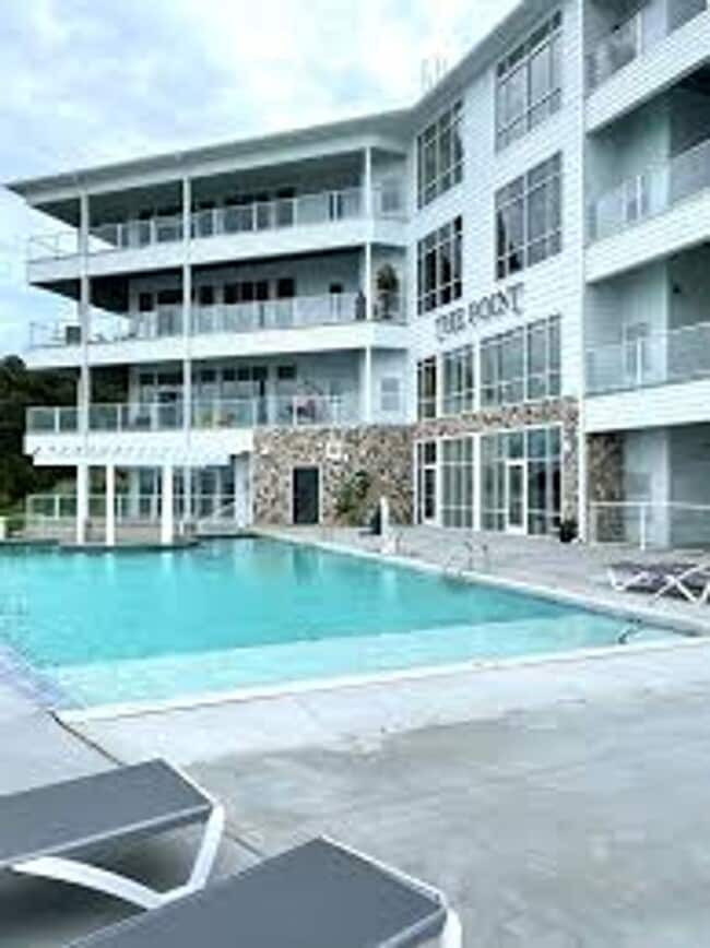 property at 724 Stoney Pt Trl