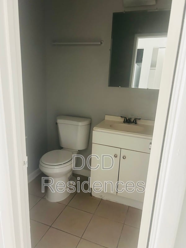 4115 E Linebaugh Ave. in Tampa, FL - Building Photo - Building Photo