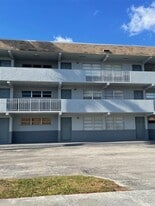 11195 SW 1st St, Unit 314 in Miami, FL - Building Photo