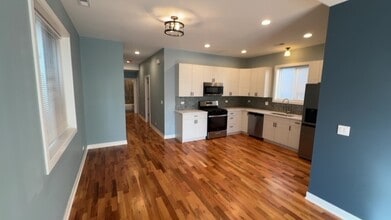 22 N Parkside Ave in Chicago, IL - Foto de edificio - Building Photo