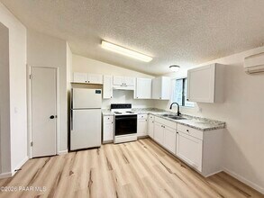 8617 E Yavapai Rd in Prescott Valley, AZ - Building Photo - Building Photo