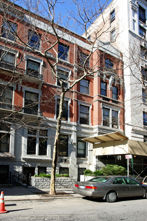 42 W 83rd St in New York, NY - Foto de edificio