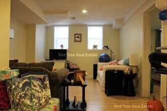 10 Strathmore Rd in Brookline, MA - Building Photo - Building Photo