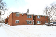 Penn Ave Apartments in Lansing, MI - Building Photo - Building Photo