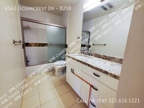 6542 Ocean Crest Dr in Rancho Palos Verdes, CA - Building Photo - Building Photo