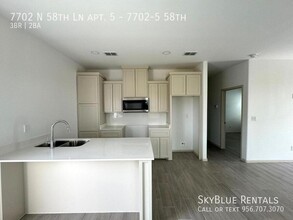 7702 N 58th St in Mission, TX - Foto de edificio - Building Photo
