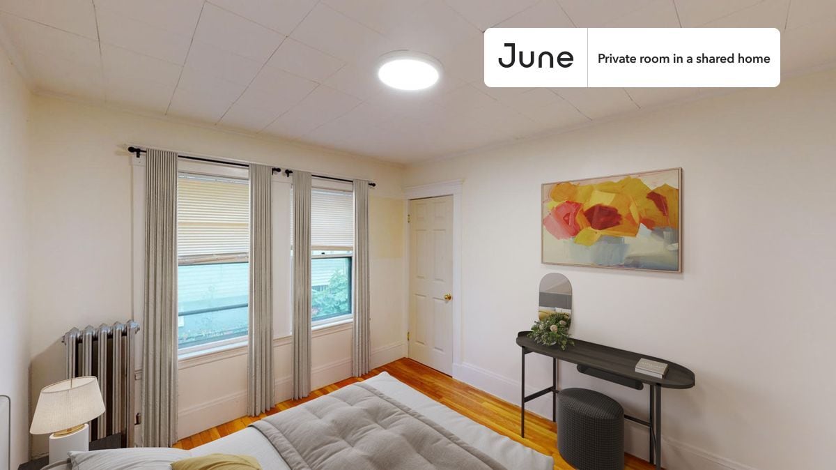 Room in Shared 3 bed/1 bath home in Boston, MA - Building Photo