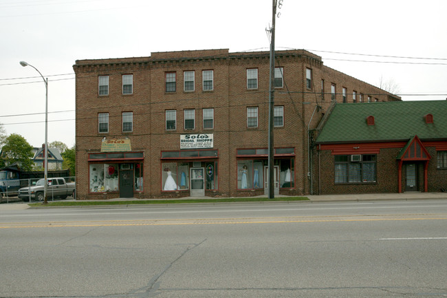 738 Academy St in Kalamazoo, MI - Building Photo - Building Photo