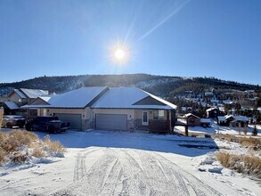 104 Deer Trail Dr in Granby, CO - Building Photo - Building Photo