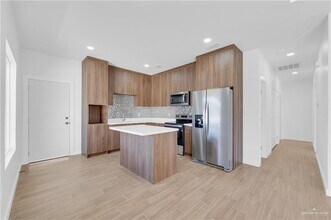 12 Estevan St in Mission, TX - Building Photo - Building Photo