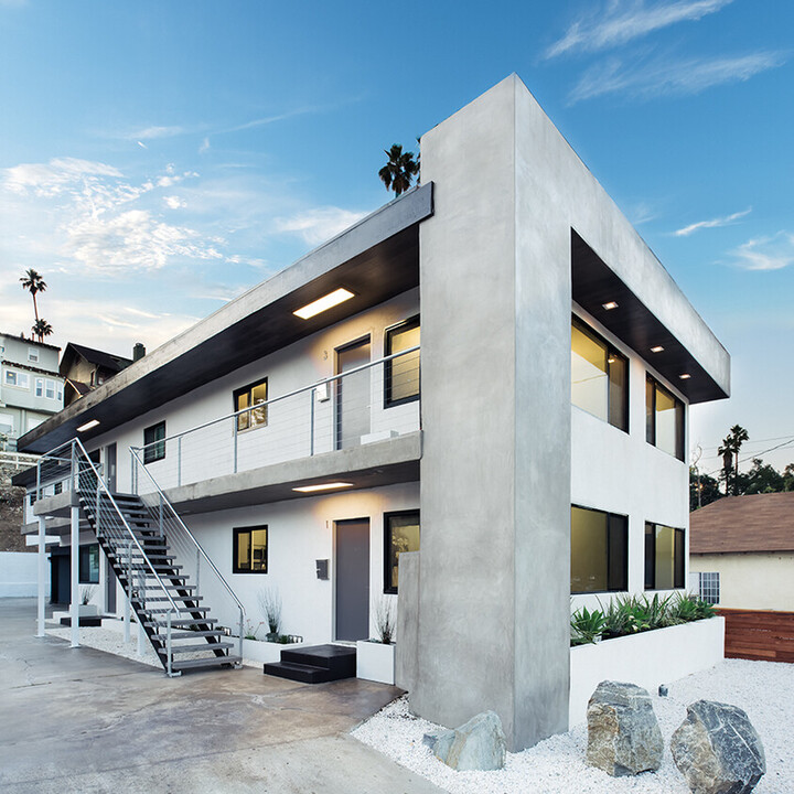 141 San Pascual Ave. in Los Angeles, CA - Building Photo