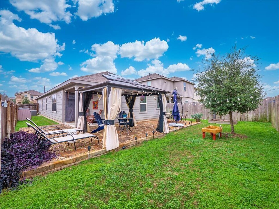 5809 Kennedy St in Austin, TX - Building Photo