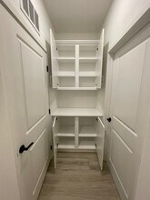 7941 Belluno Wy in San Diego, CA - Building Photo - Building Photo