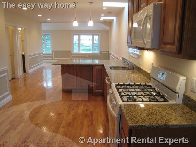 property at 614 Main St