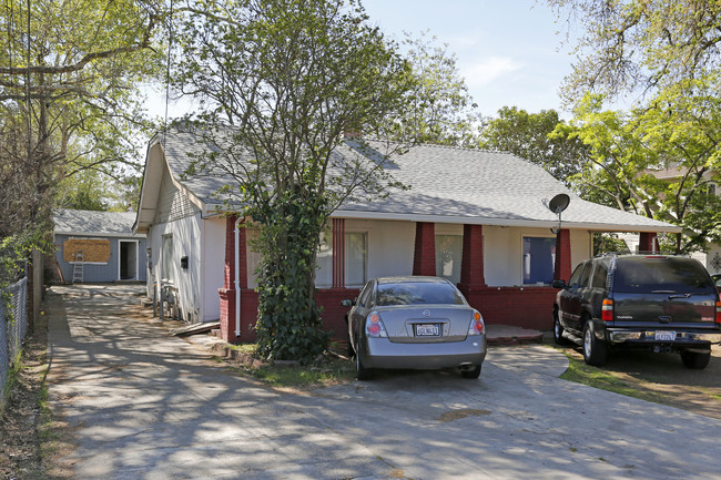 1250-1252 Arcade Blvd in Sacramento, CA - Foto de edificio - Building Photo