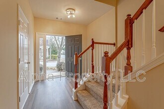 106 Forsythia Dr in Mauldin, SC - Building Photo - Building Photo